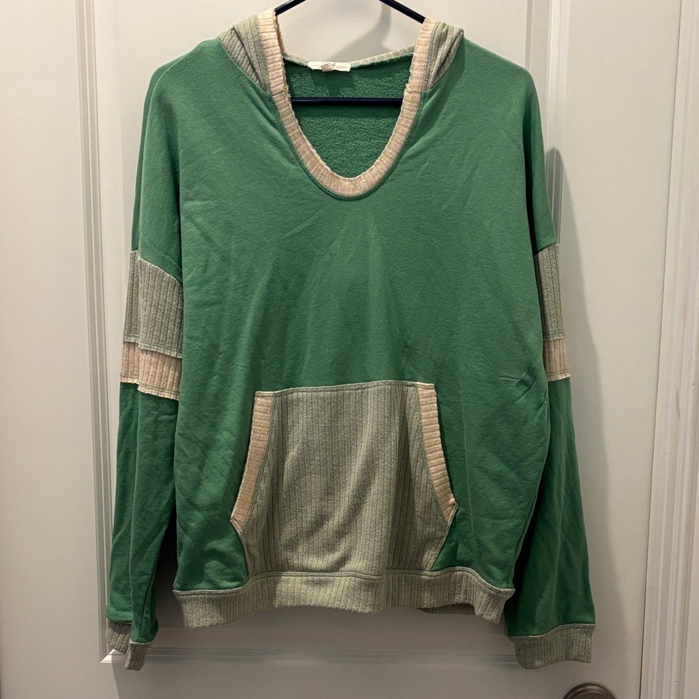 Easel Green and Cream Hoodie with Front Pocket